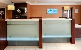 Holiday Inn Express Leeds-East By Ihg
